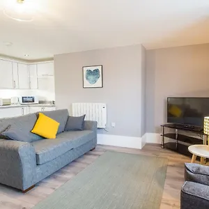  Apartment One Moorgate View United Kingdom